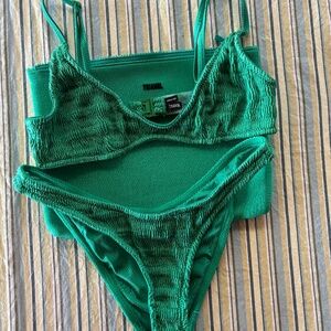Triangl Maia Bikini Tropical Bikini
